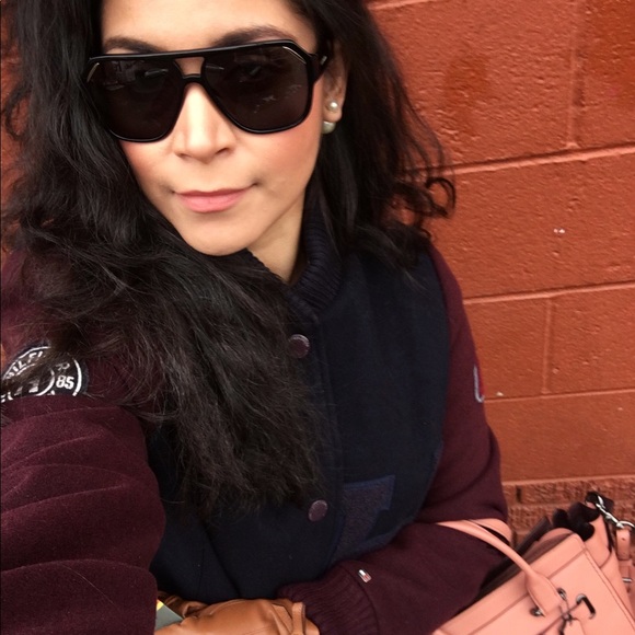 Meet your Posher, Erika - Picture 4 of 8